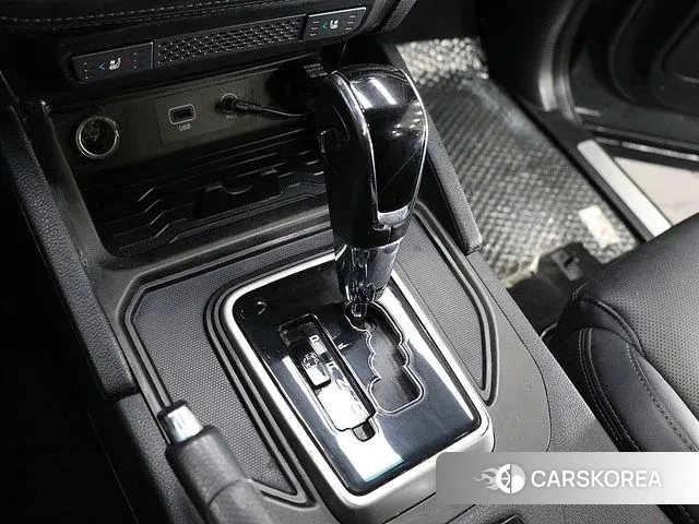 Ssangyong Rexton Sports id 3687464 из Кореи 18