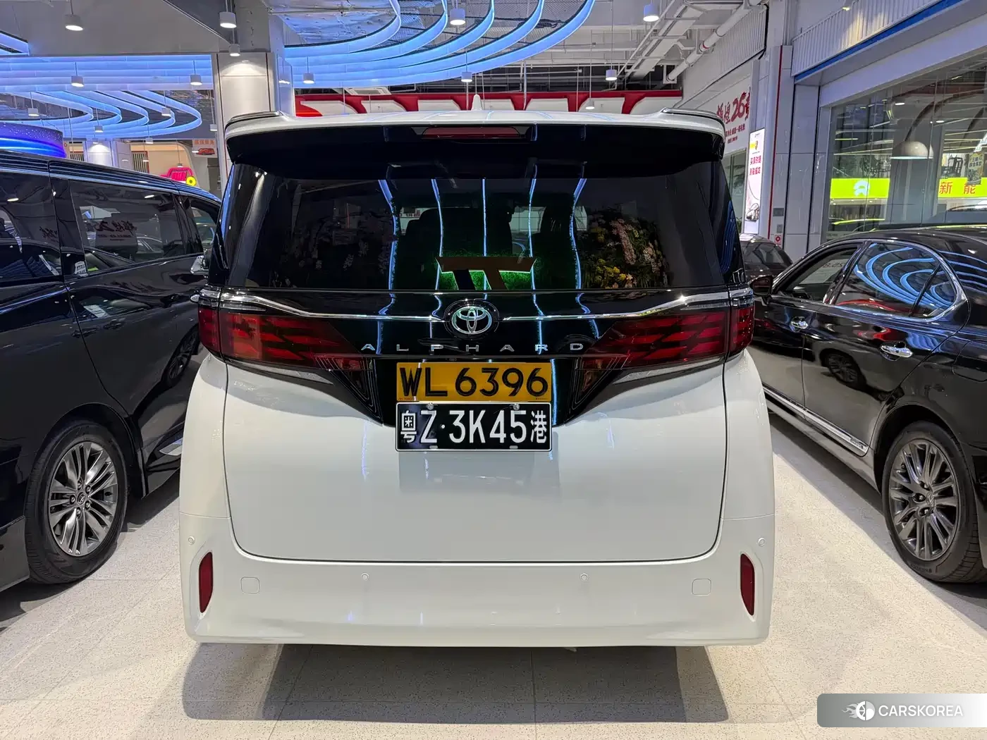 Toyota Elfa id 4686237 из Китая 24