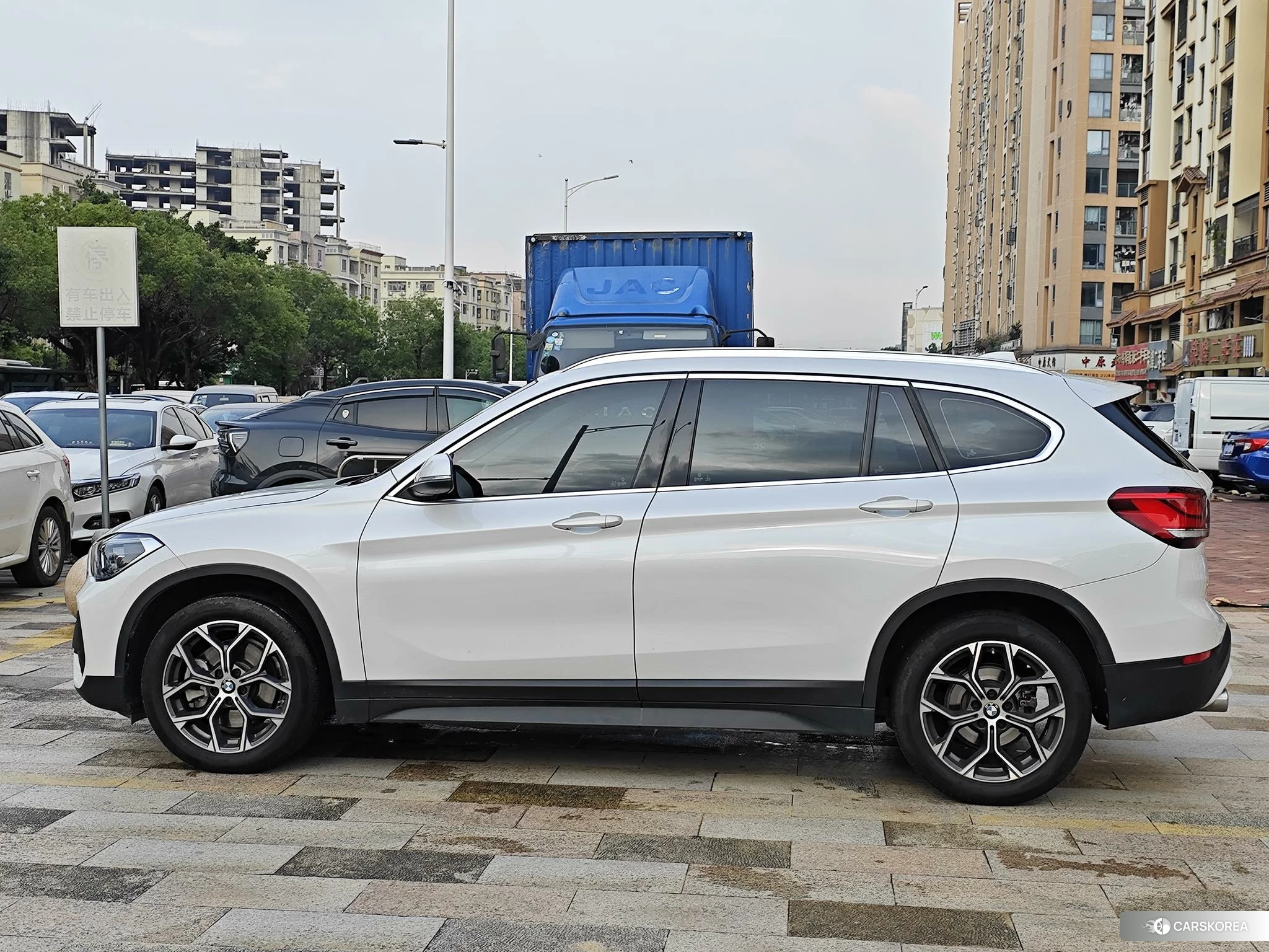 BMW X1 id 4461354 из Китая 10