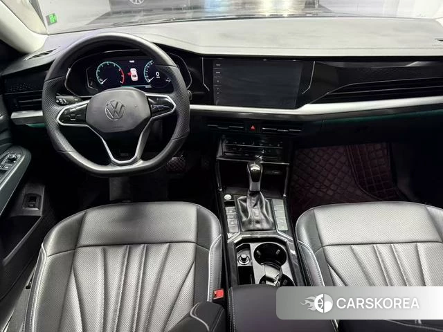 Volkswagen Passat id 4353661 из Китая 11