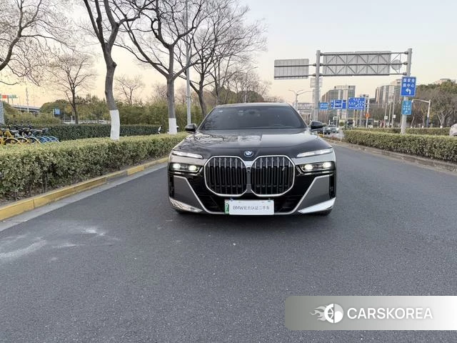 BMW i7 id 4240632 из Китая 9