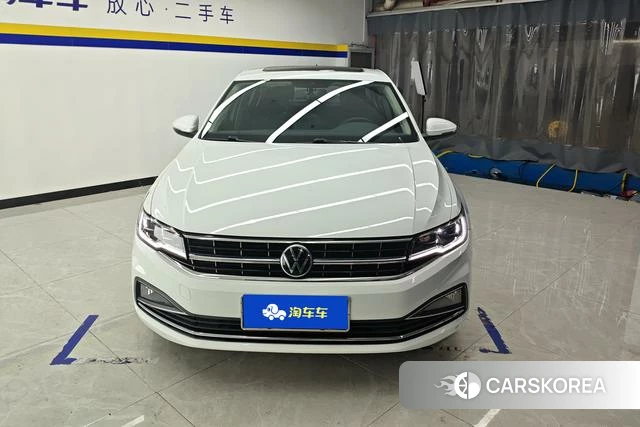 Volkswagen Bora id 4272945 из Китая 15
