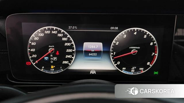Mercedes-Benz E-Class W213 id 4520950 из Кореи 29