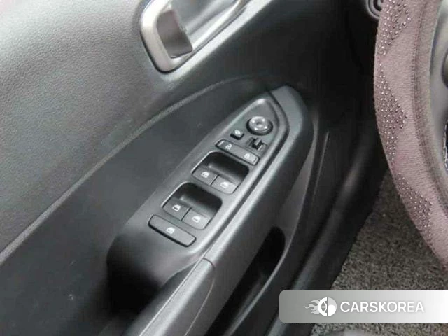 Hyundai Venue id 4934535 из Кореи 18