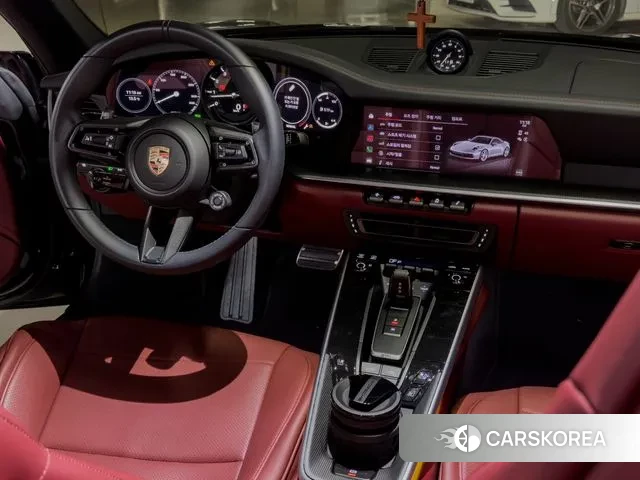 Porsche 911(992) id 3538109 из Кореи 10