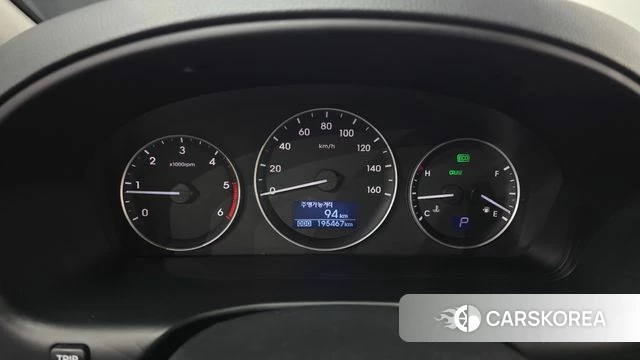Hyundai The New Grand Starex id 4694159 из Кореи 17