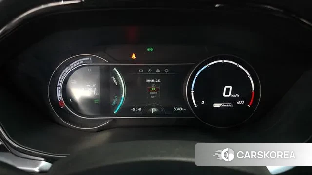 Kia Niro Plus id 3615311 из Кореи 18