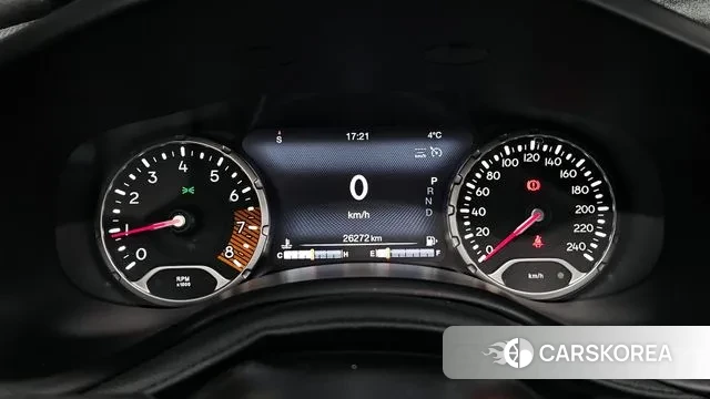 Jeep Renegade id 3560980 из Кореи 18