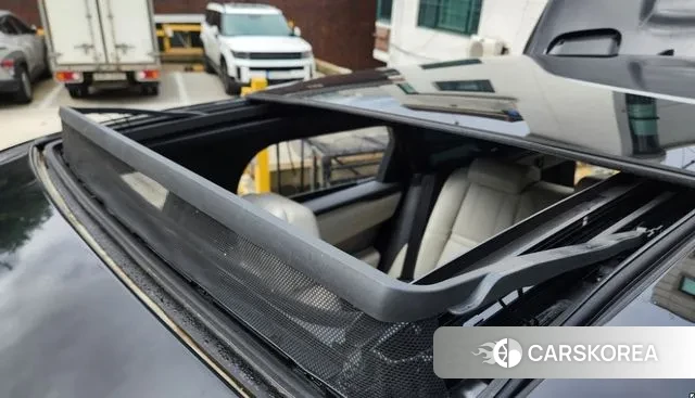 Land Rover Range Rover Velar id 3284915 из Кореи 18