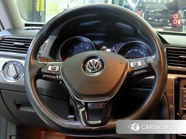 Volkswagen The New Passat id 4305031 из Кореи 18