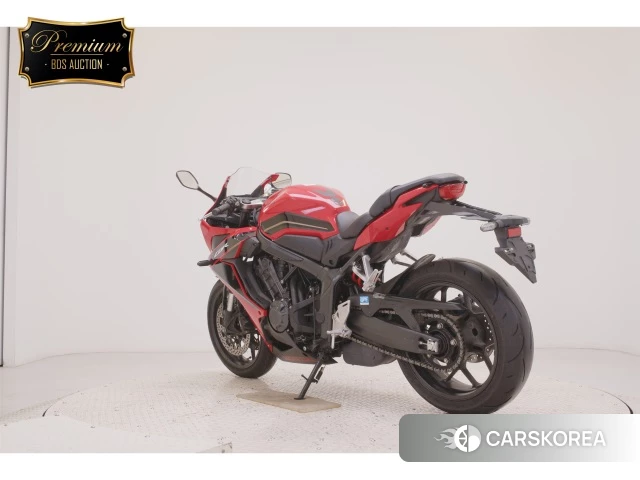 Проданный Honda CBR650R id 4367932 из Японии, фото 8