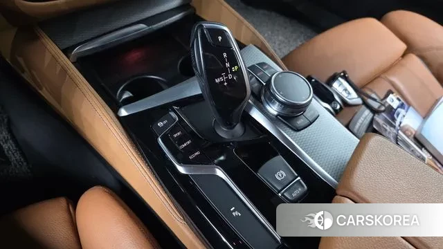 BMW 5 Series (G30) id 3515425 из Кореи 18