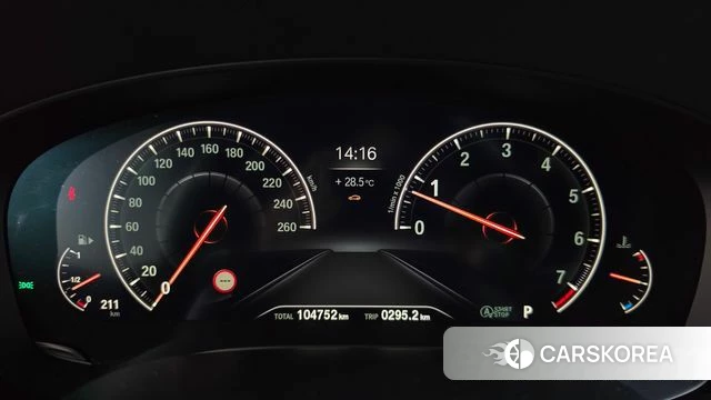 BMW 5 Series (G30) id 4780718 из Кореи 31