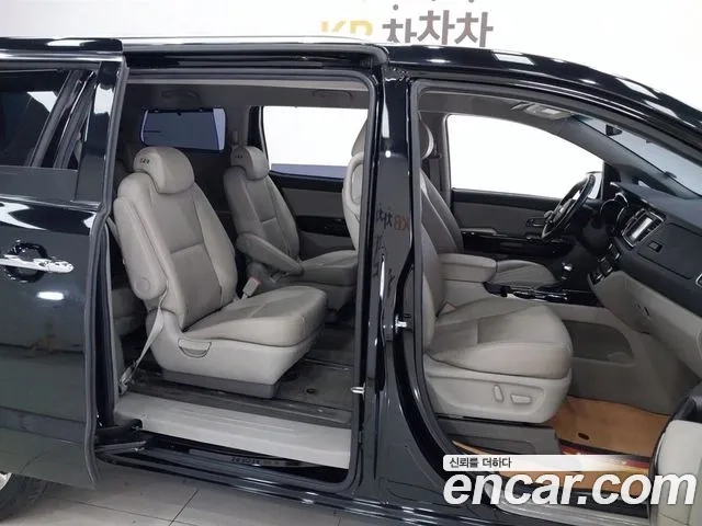 Kia The New Carnival id 2912818 из Кореи 18