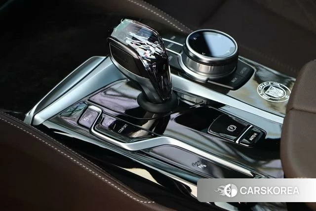 BMW 5 series id 4329219 из Китая 24