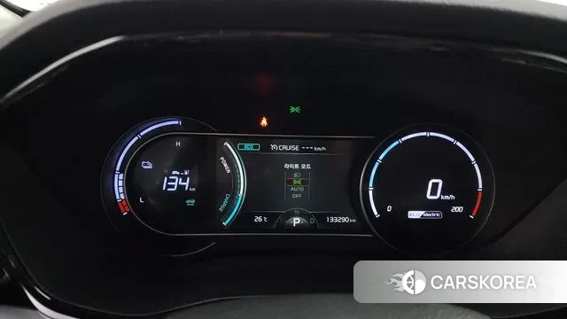 Kia Niro Plus id 3032028 из Кореи 18