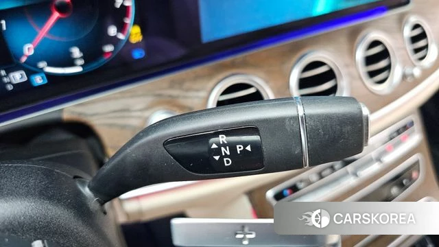 Mercedes-Benz E-Class W213 id 4645805 из Кореи 31