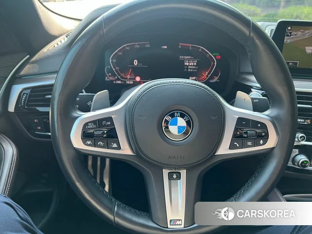 BMW 5 Series (G30) id 4654182 из Кореи 18