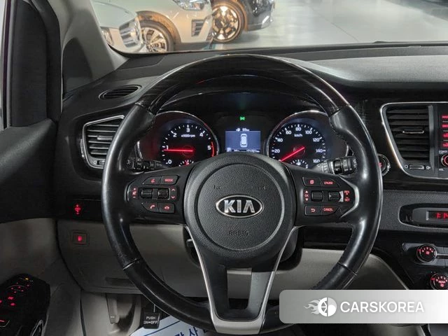Kia The New Carnival id 4654227 из Кореи 18
