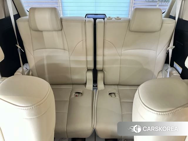 Toyota Elfa id 4235041 из Китая 15