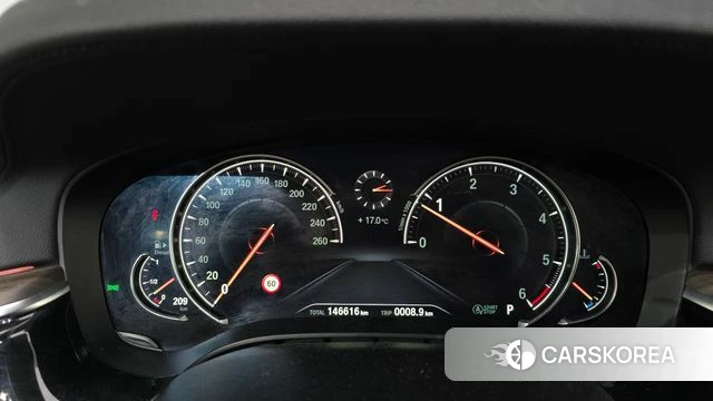 BMW 5 Series (G30) id 4232965 из Кореи 18