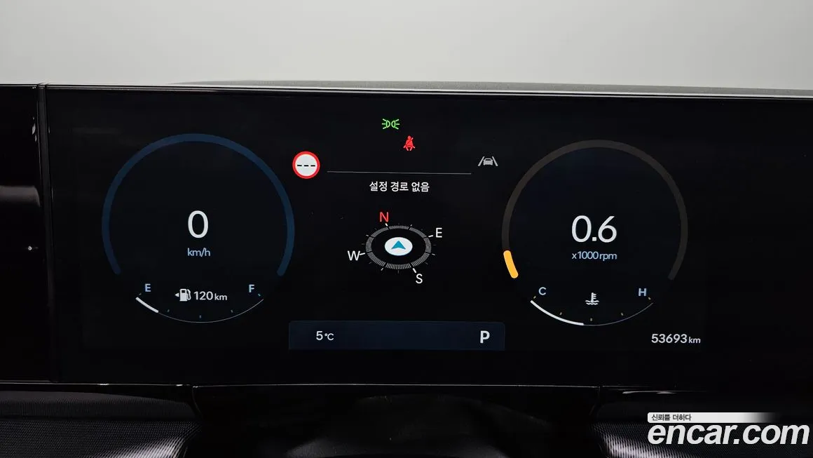 Hyundai Grandeur (GN7) id 2187030 из Кореи 18