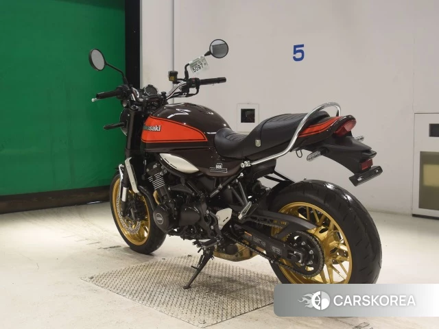 Kawasaki Z900RS id 4365436 из Японии 8