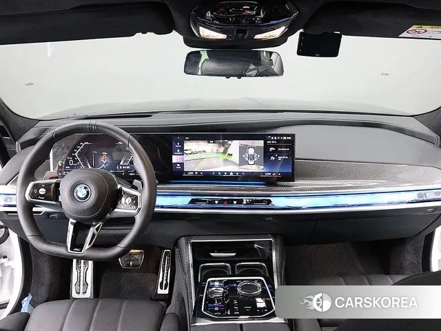 BMW 7 Series (G70) id 3383279 из Кореи 18