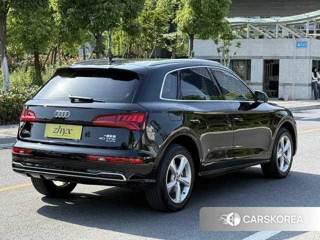 Audi Q5L id 4236287 из Китая 13