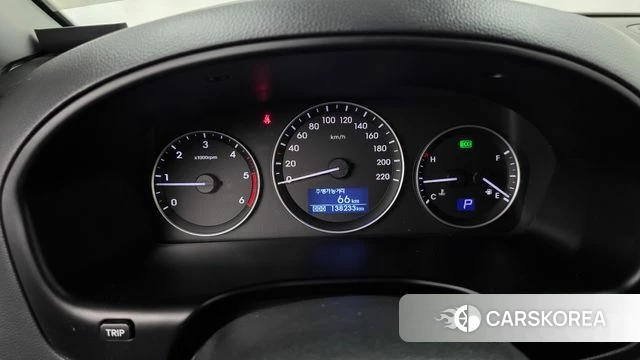 Hyundai The New Grand Starex id 4626117 из Кореи 18