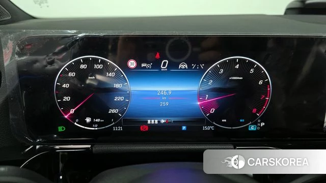 Mercedes-Benz GLA - Class H247 id 3837770 из Кореи 18