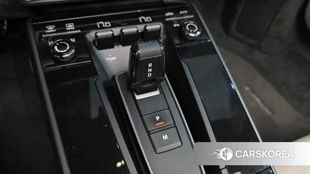 Porsche 911(992) id 4712516 из Кореи 31