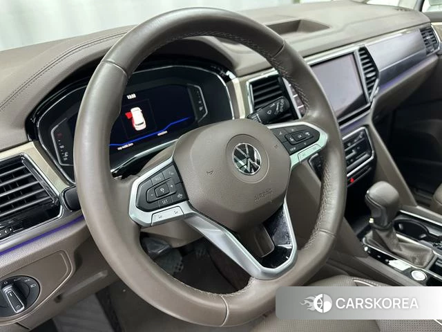 Volkswagen Weiran id 4278519 из Китая 26