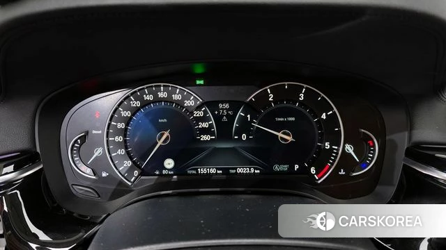 BMW 5 Series (G30) id 3796356 из Кореи 18