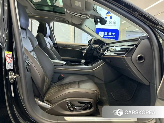Audi A8 id 4320787 из Китая 9