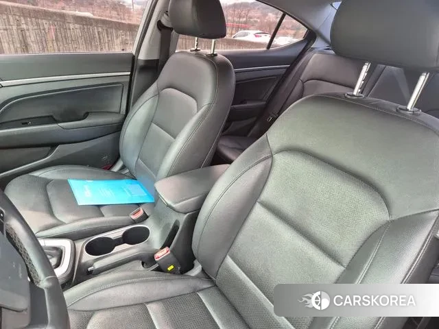 Hyundai Avante AD id 3723757 из Кореи 18