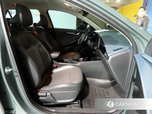 Kia Di Ol Nu Niro id 3915294 из Кореи 18