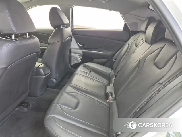 Hyundai Avante (CN7) id 3665823 из Кореи 18