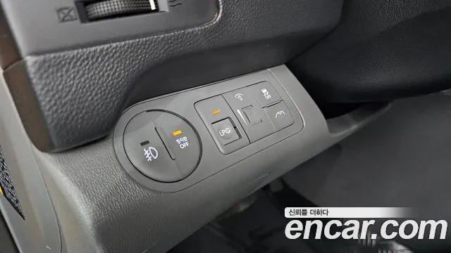 Hyundai The New Grand Starex id 2596846 из Кореи 18