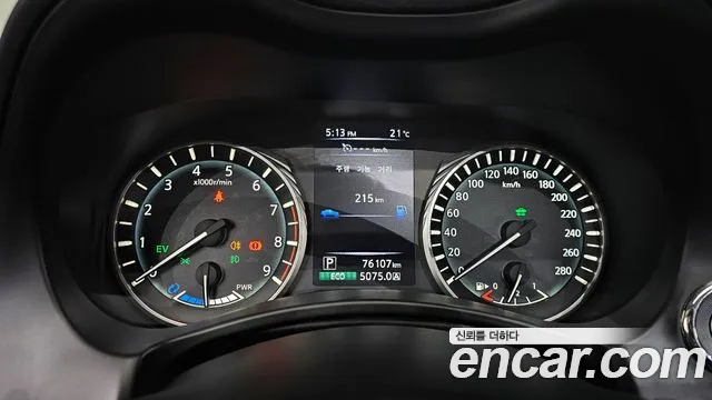 Infiniti Q50 id 2728323 из Кореи 18