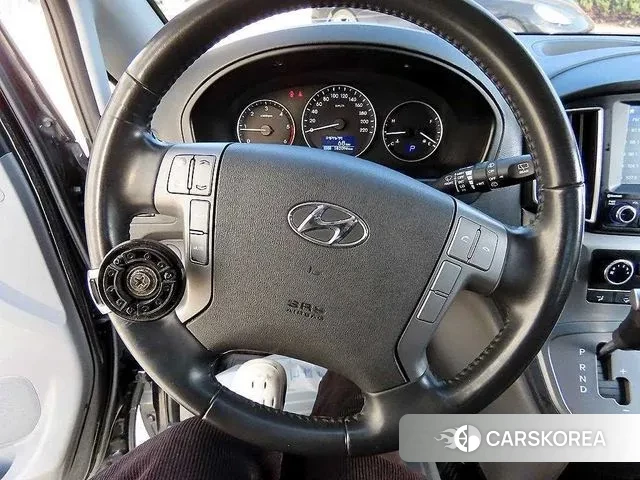 Hyundai The New Grand Starex id 3386073 из Кореи 18