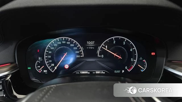 BMW 5 Series (G30) id 3955292 из Кореи 18