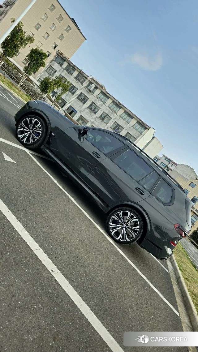 BMW X7 id 3920618 из Китая 8