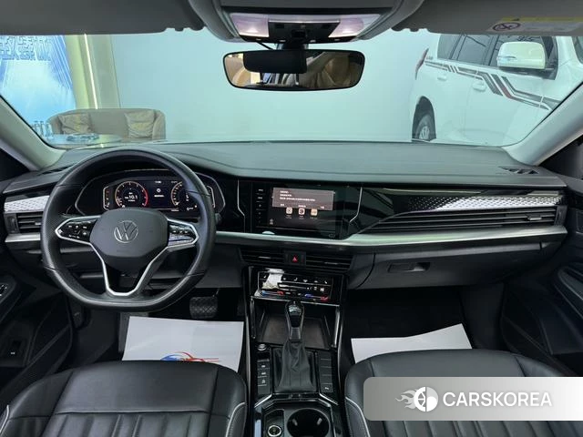 Volkswagen Passat id 4207719 из Китая 10