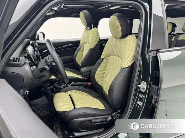 MINI Unknown id 3908814 из Китая 26