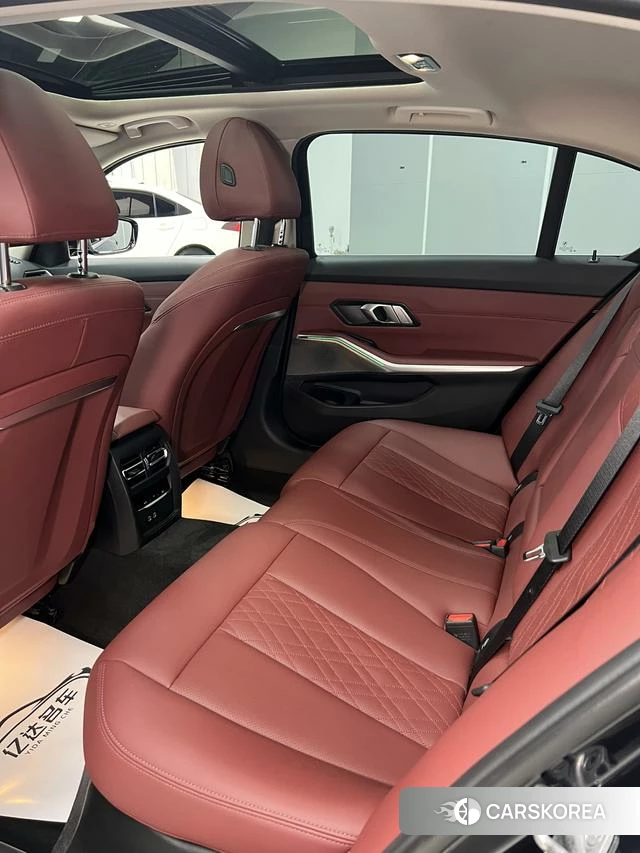 BMW 3 series id 4264487 из Китая 25