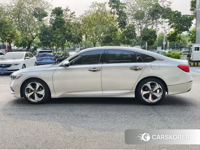 Honda Accord id 4264562 из Китая 19
