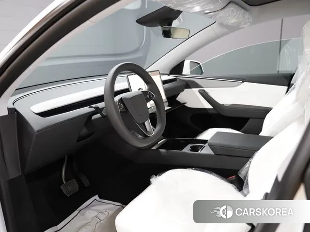 Tesla Model Y id 3217279 из Кореи 18