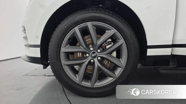 Land Rover Range Rover Velar id 4533007 из Кореи 18