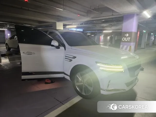 Genesis GV80 id 3060003 из Кореи 18